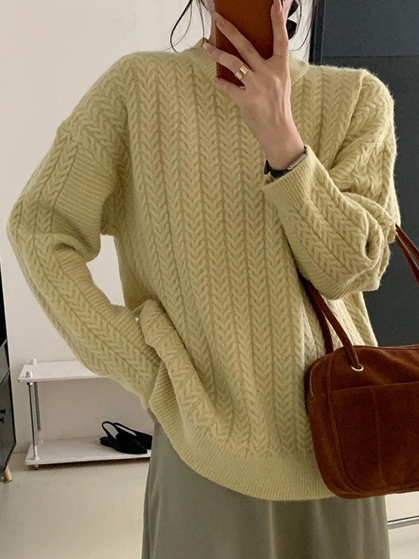 Effortlessly Elegant Sweater with a Timeless Design