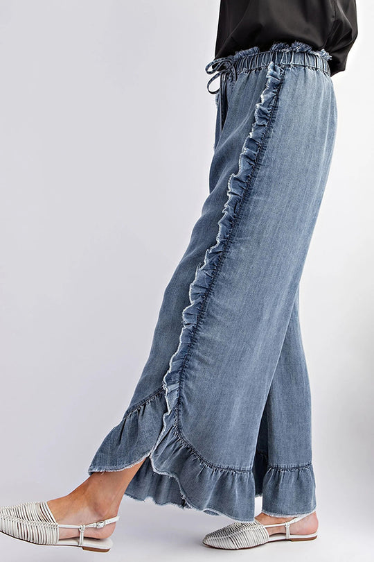 Gracefully Styled Pants for Any Occasion