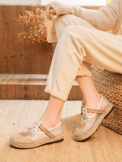 Beautifully Finished Garment in a Timeless Design