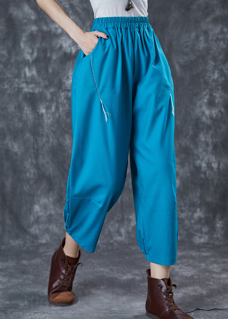 Effortlessly Elegant Pants with a Timeless Design