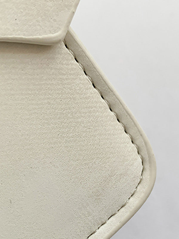 Beautifully Balanced Bag with Timeless Character