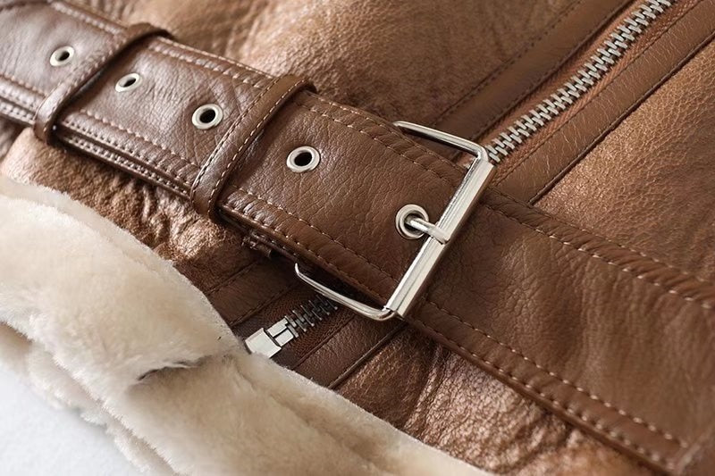 Polished Jacket with an Effortless Classic Look