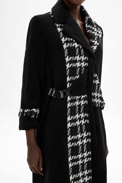 Classic Vintage Coat with a Flattering Fit