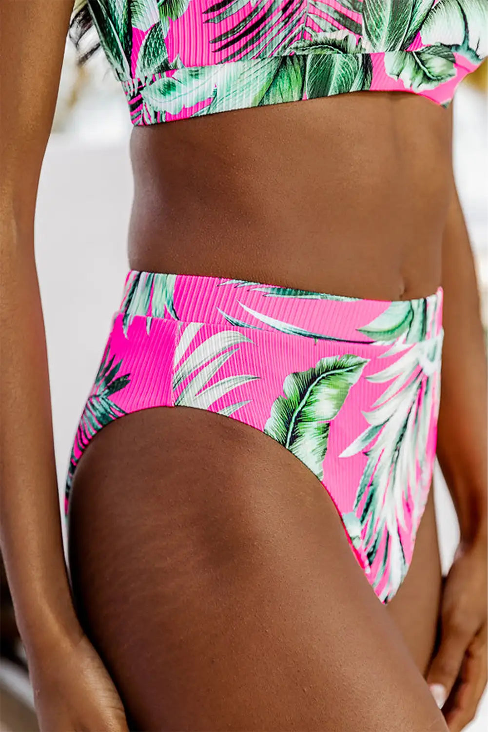 Beautifully Finished Bikini in a Timeless Design