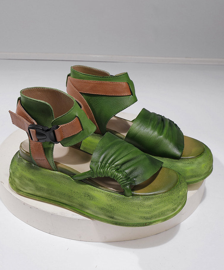 Classic Vintage Sandals with a Flattering Fit
