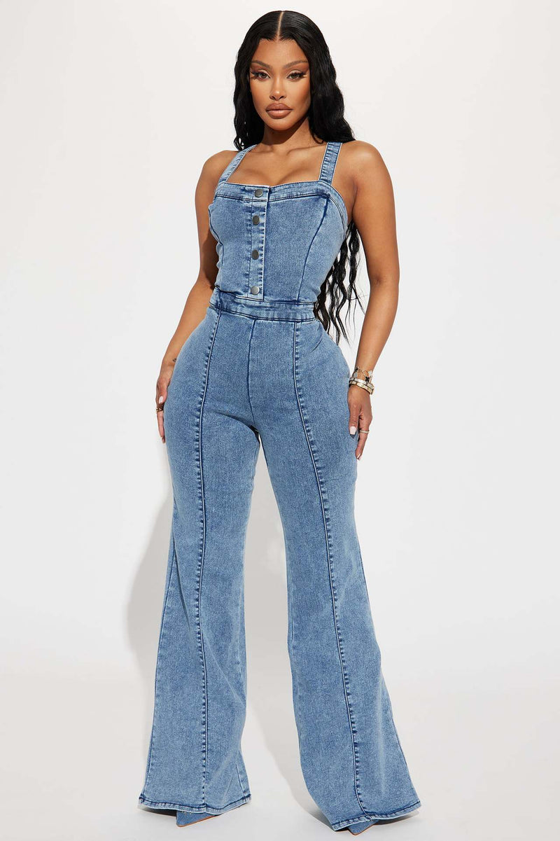 Polished Garment with an Effortless Classic Look