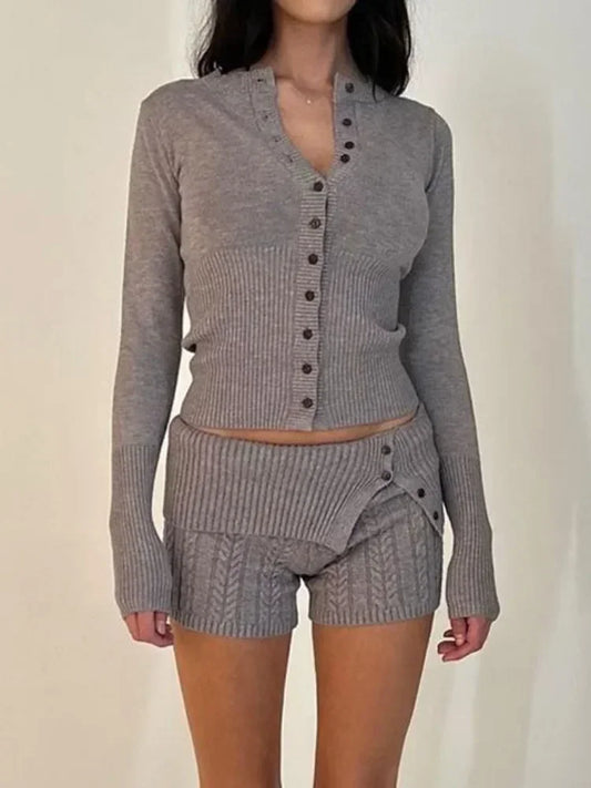 Beautifully Finished Top in a Timeless Design