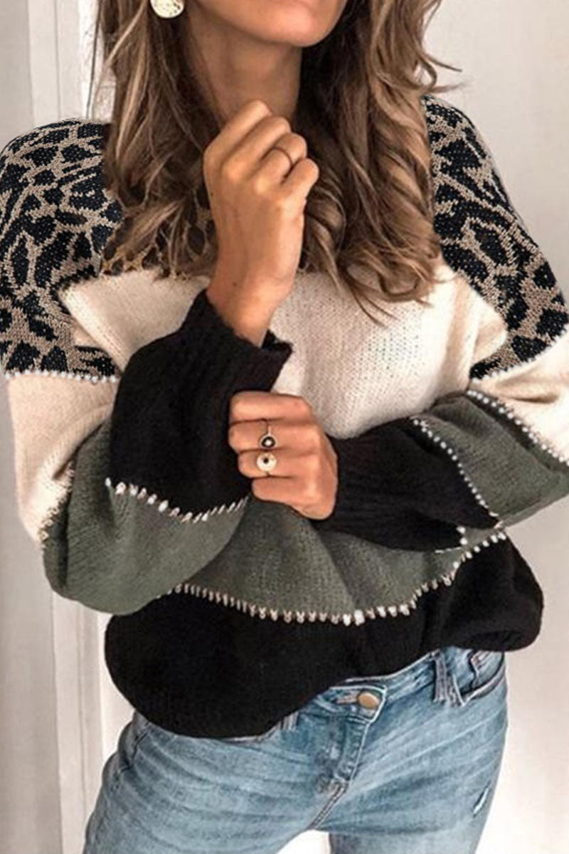 Classic Vintage Sweater with a Flattering Fit