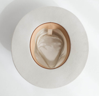 Well Tailored Garment with a Graceful Silhouette