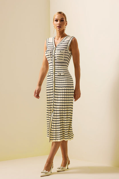 Sophisticated Dress with a Clean Classic Look