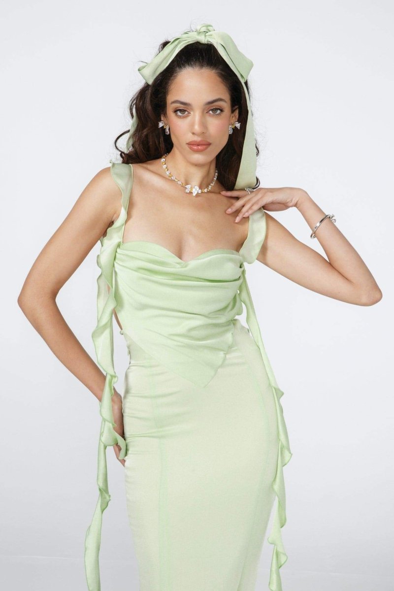 Sophisticated Dress with a Clean Classic Look