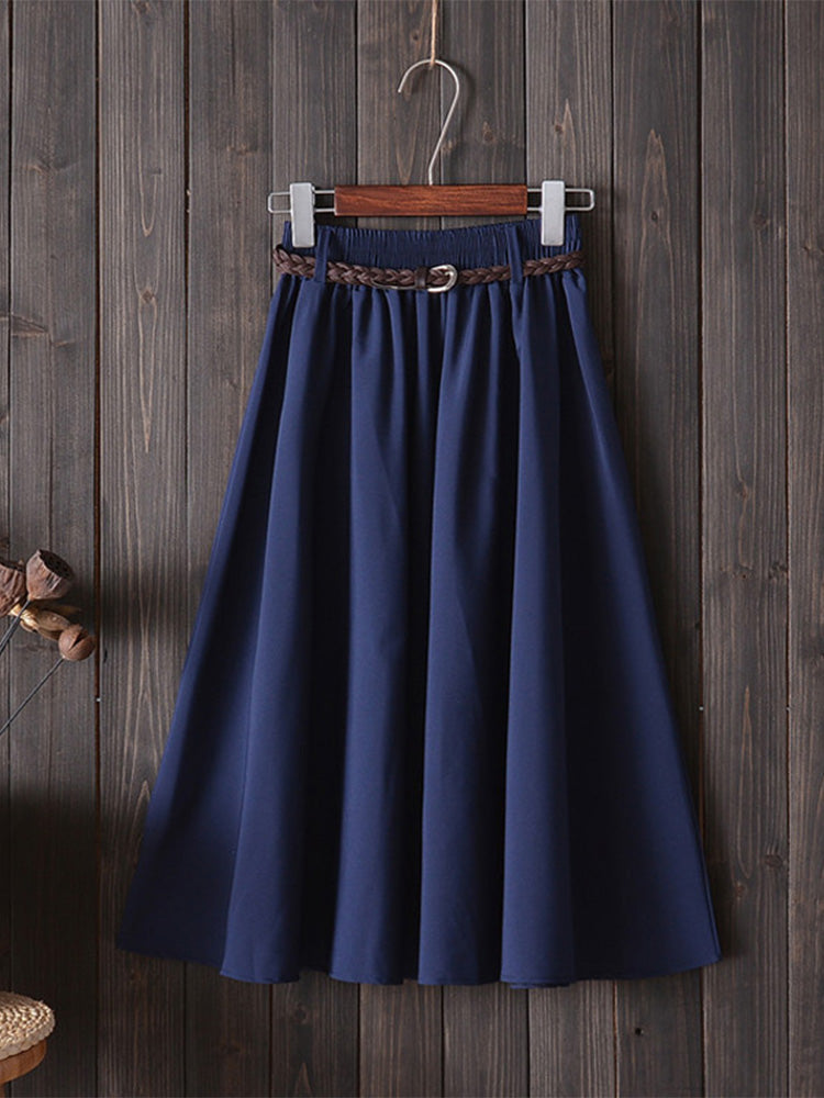 Effortlessly Elegant Garment with a Timeless Design