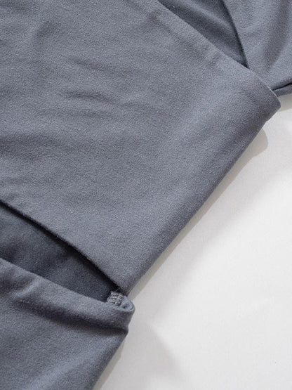 Effortlessly Elegant T-Shirt with a Timeless Design