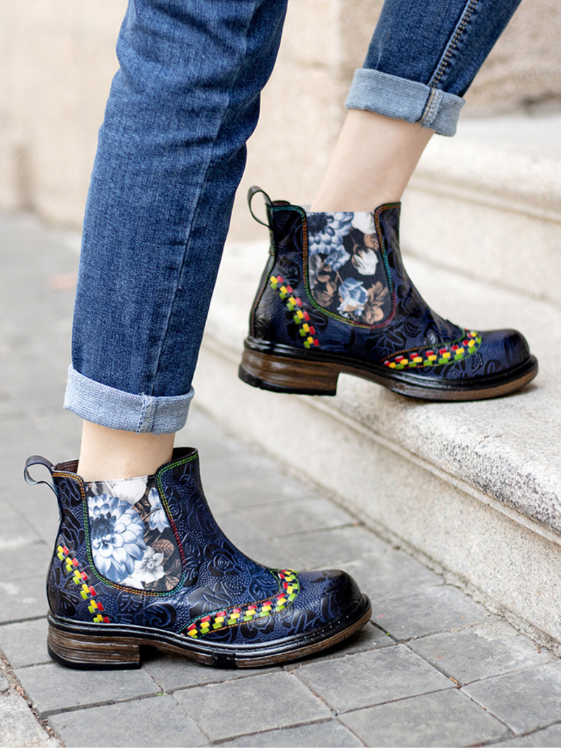 Gracefully Styled Boots for Any Occasion