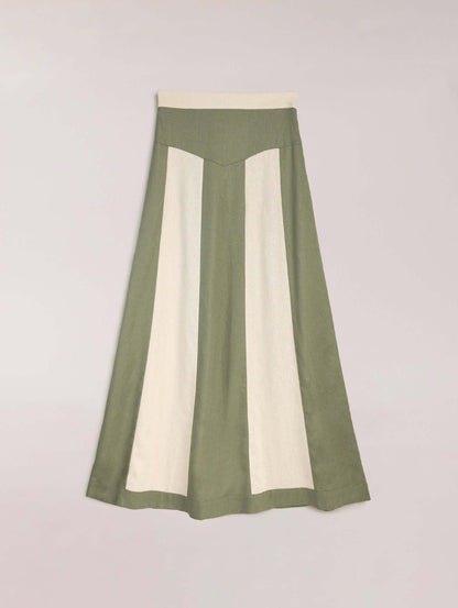 A Vintage Style Top with Delicate Timeless Details