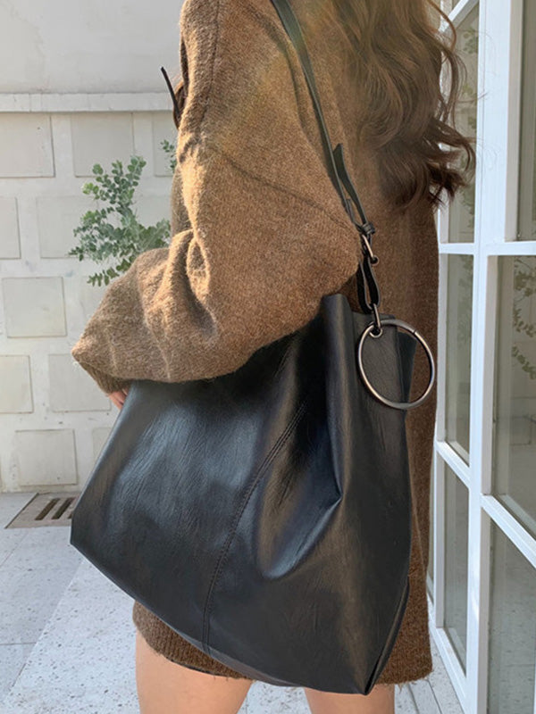 Effortlessly Elegant Bag with a Timeless Design