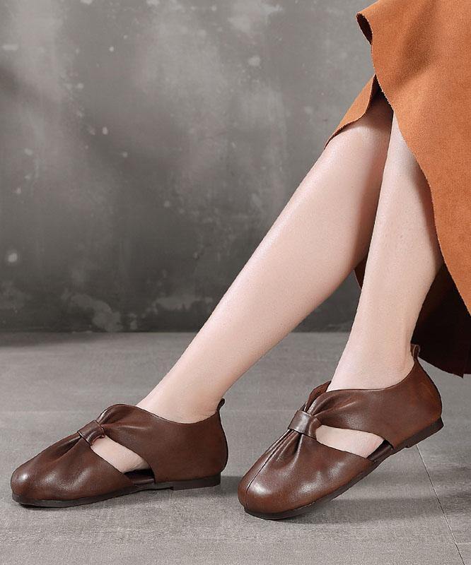 A Vintage Style Shoes with Delicate Timeless Details