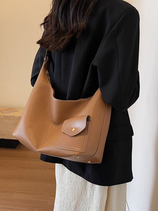 Polished Bag with an Effortless Classic Look