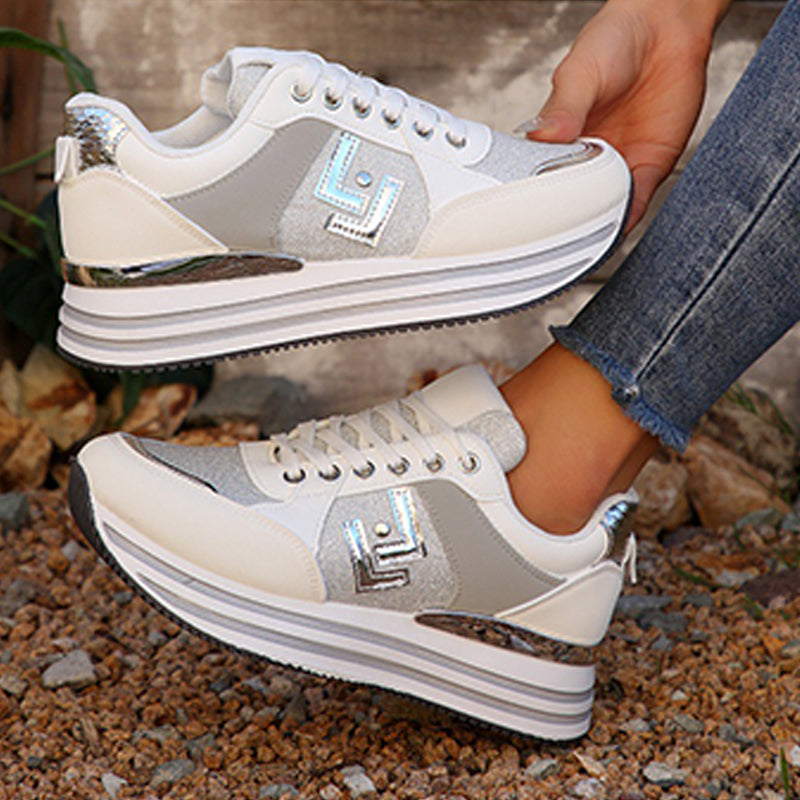 Effortlessly Elegant Shoes with a Timeless Design