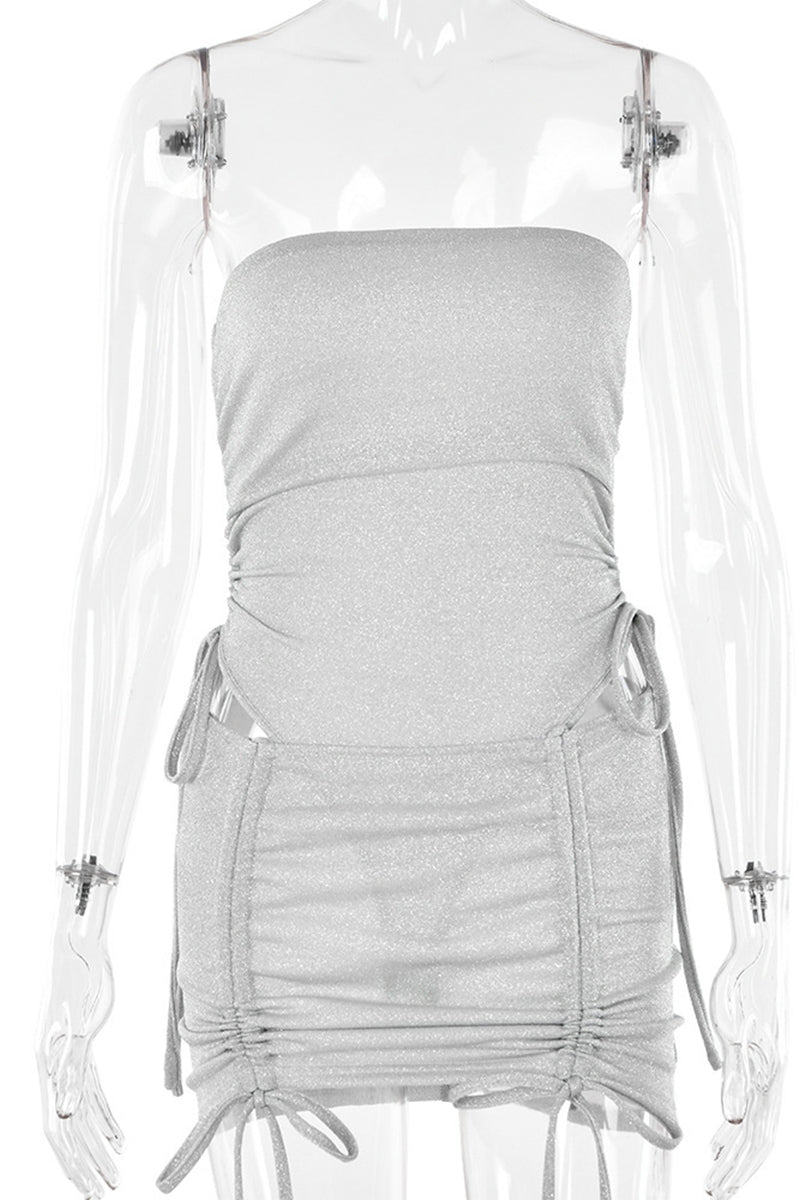 Sophisticated Garment with a Clean Classic Look