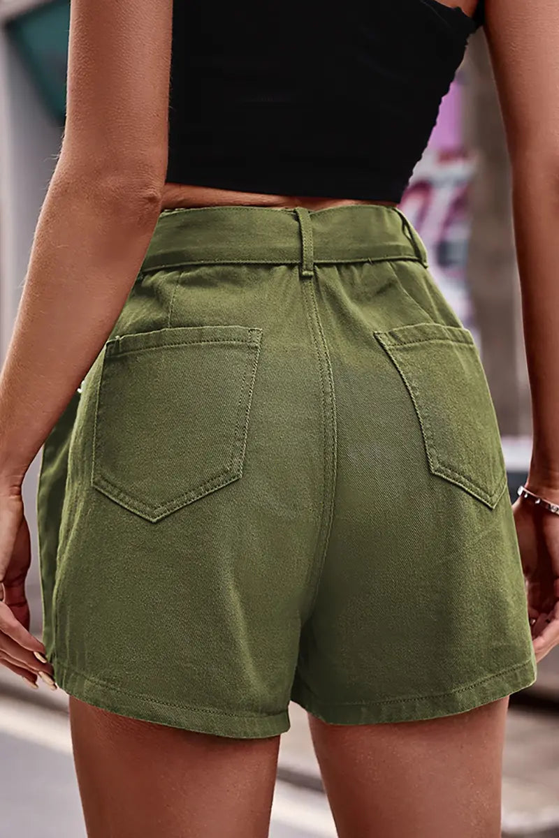 Gracefully Styled Pants for Any Occasion