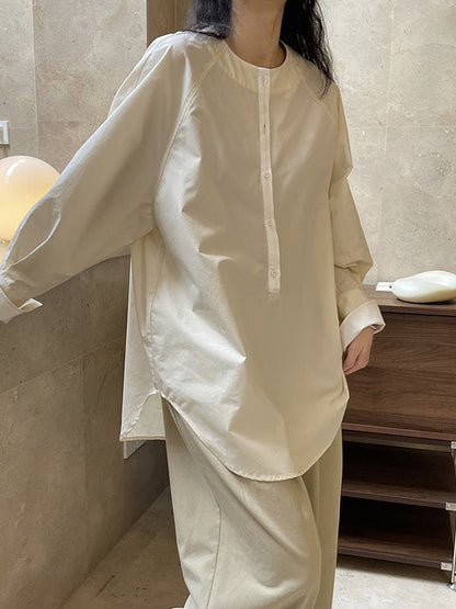 Effortlessly Elegant Blouse with a Timeless Design