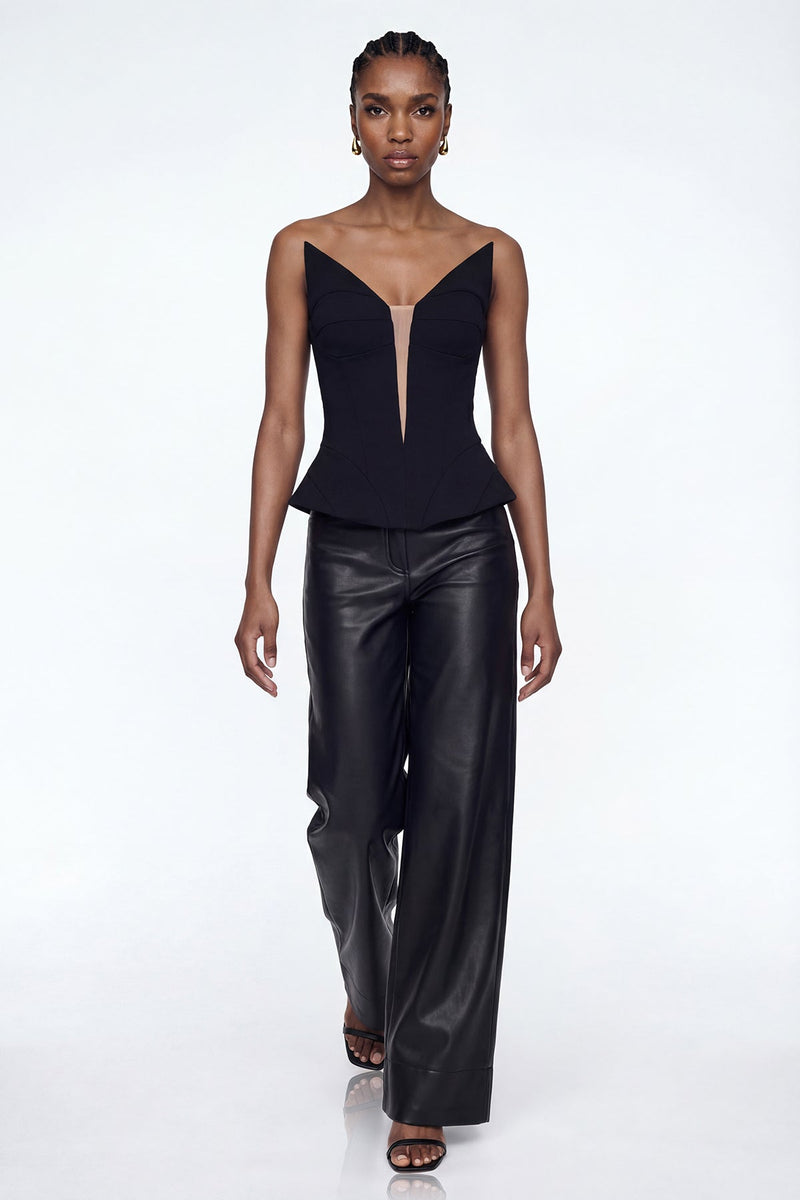 Beautifully Balanced Top with Timeless Character