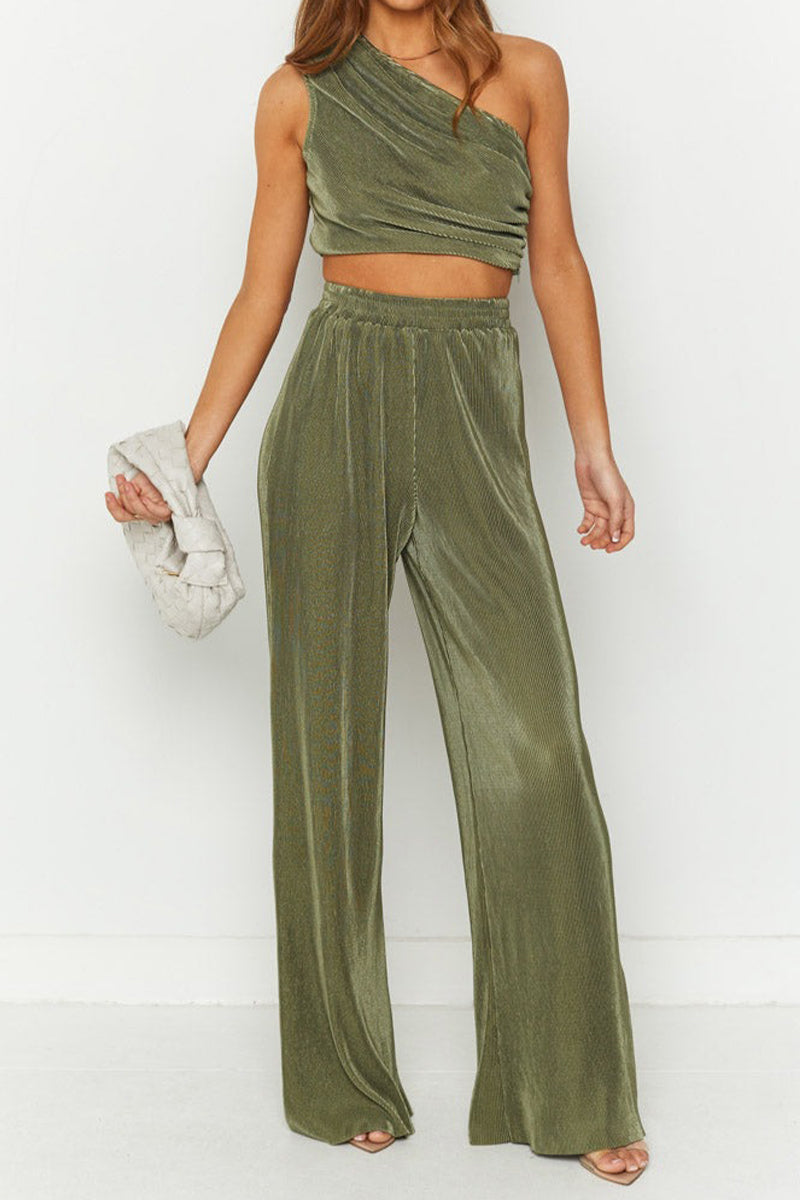 Classic Vintage Garment with a Flattering Fit