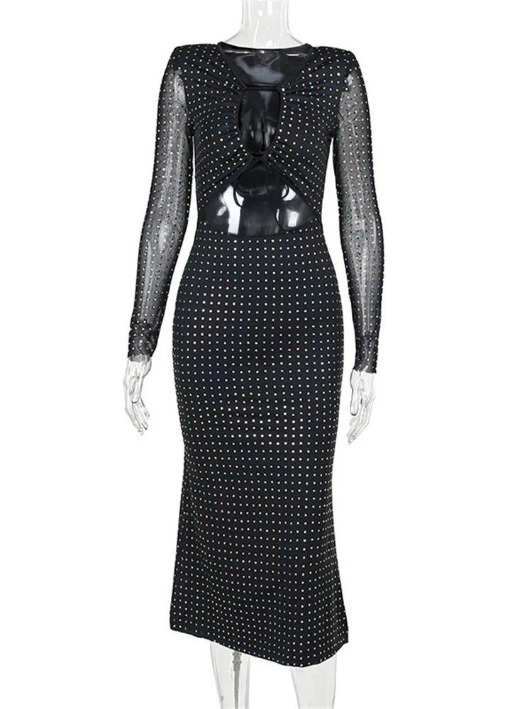 Gracefully Styled Dress for Any Occasion