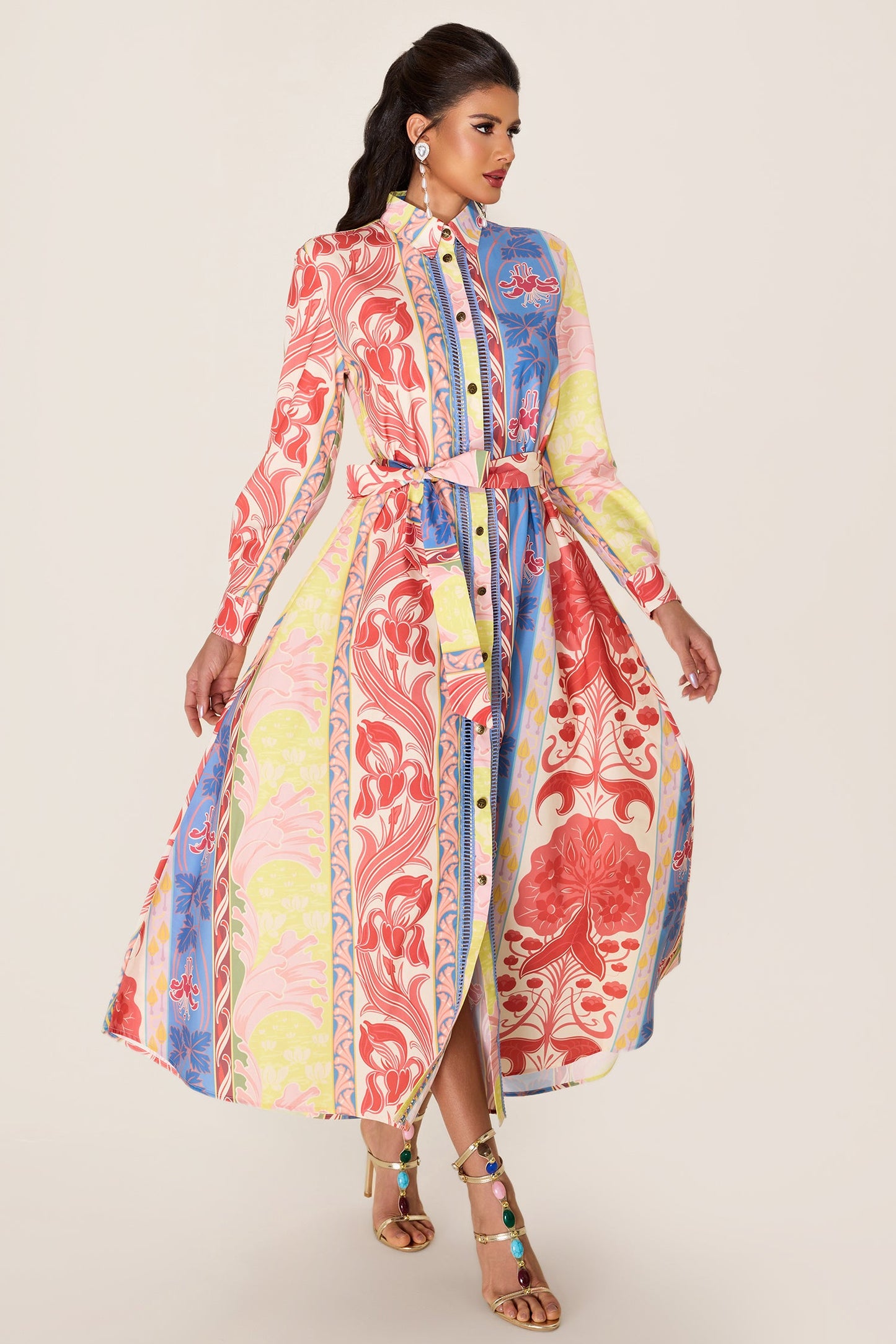 Beautifully Crafted Dress in a Classic Style