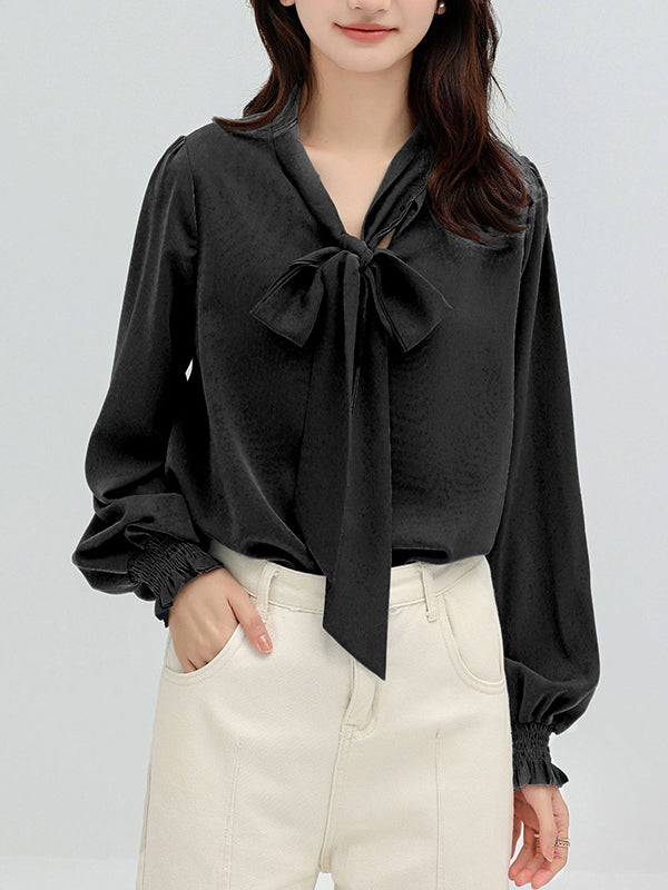 Gracefully Styled Blouse for Any Occasion