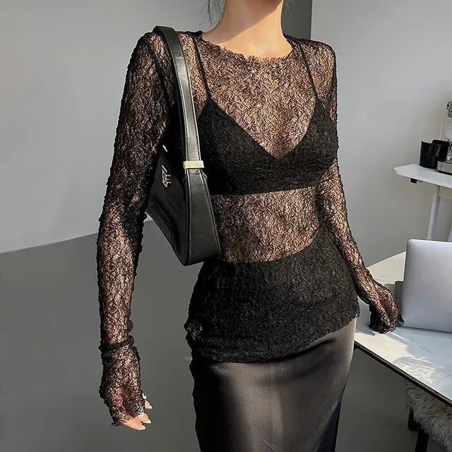 Classic Vintage Shirt with a Flattering Fit