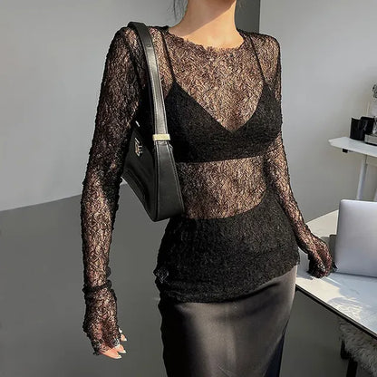 Classic Vintage Shirt with a Flattering Fit