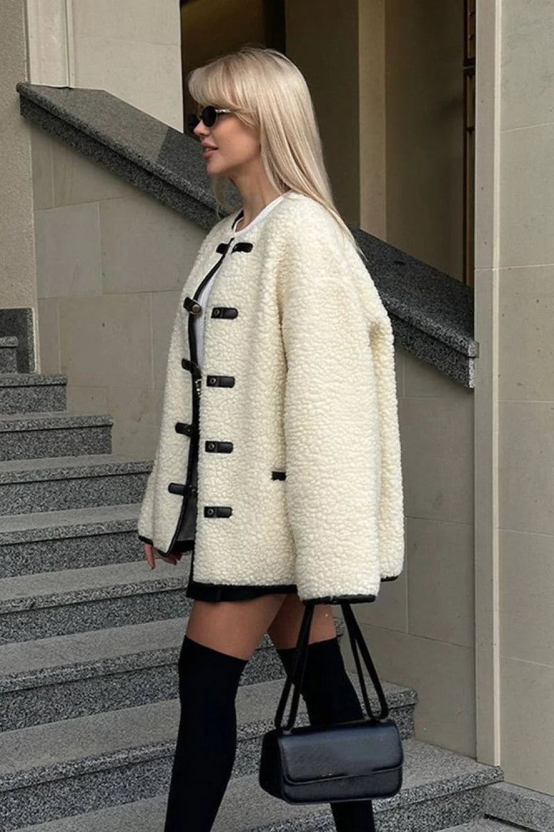 Polished Coat with an Effortless Classic Look
