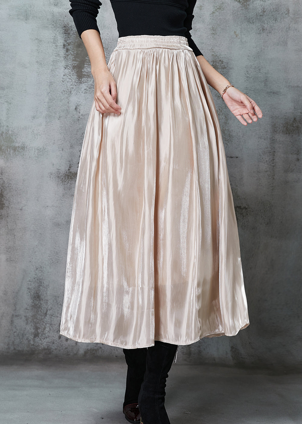 Sophisticated Garment with a Clean Classic Look