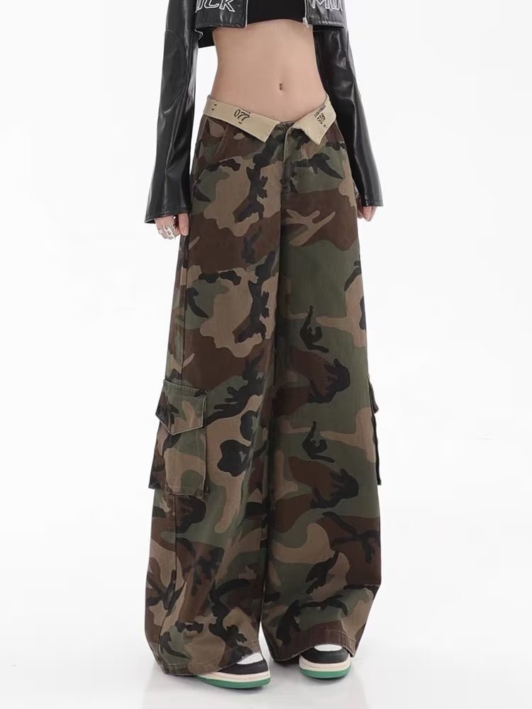 Polished Trousers with an Effortless Classic Look