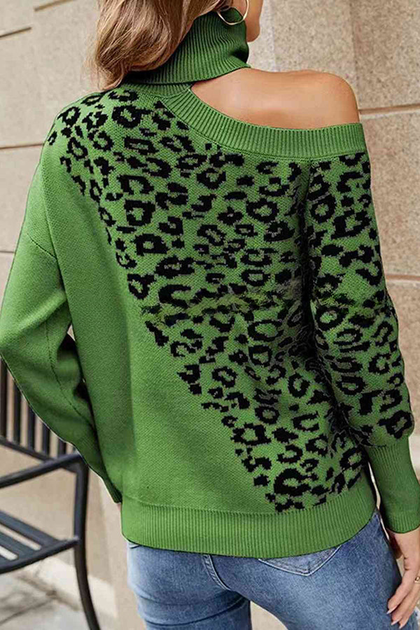 Classic Vintage Sweater with a Flattering Fit