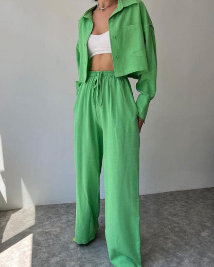Polished Trousers with an Effortless Classic Look