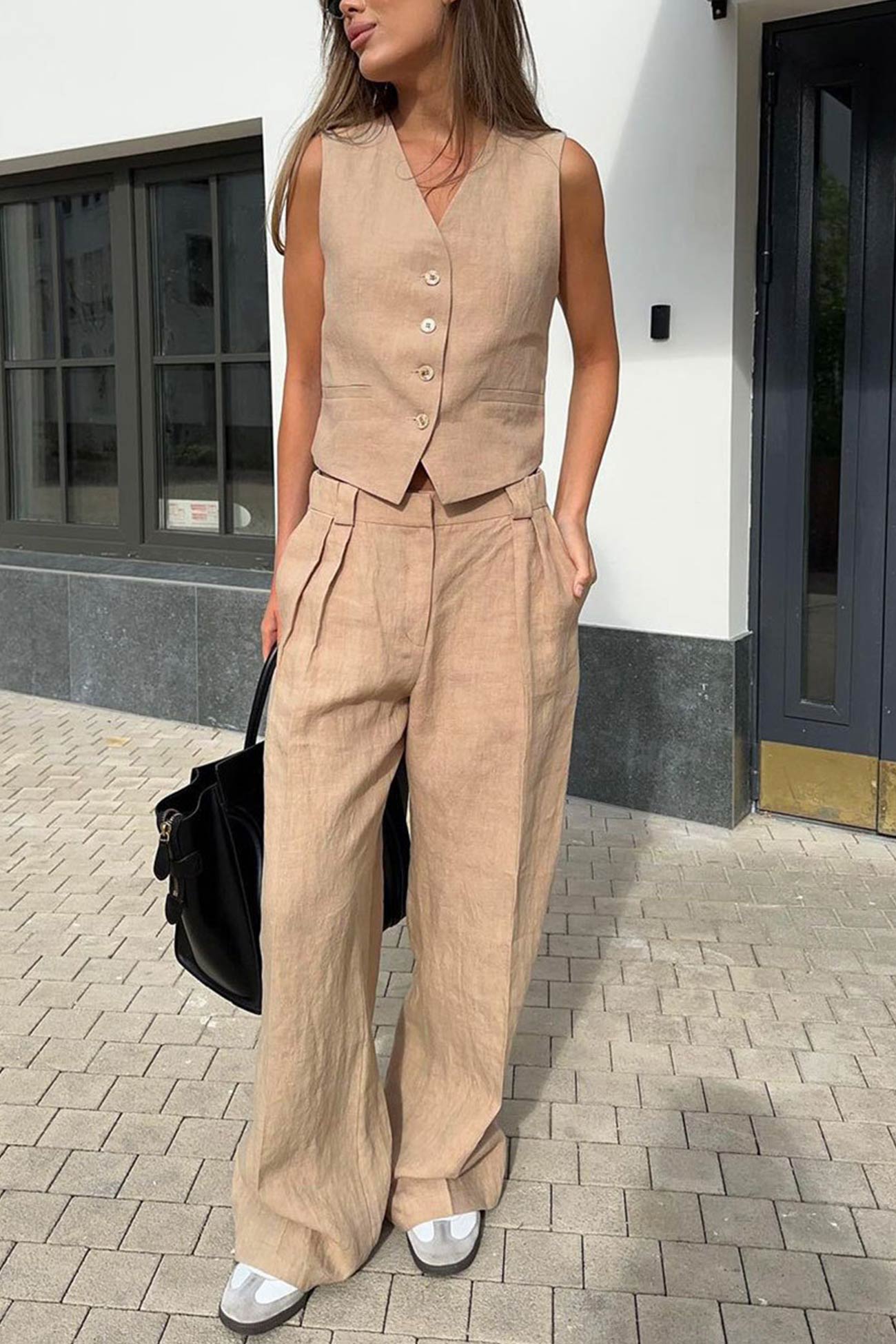 Beautifully Finished Pants in a Timeless Design