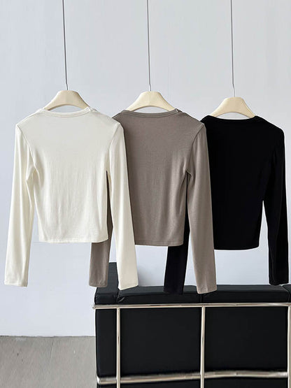 Well Tailored T-Shirt with a Graceful Silhouette