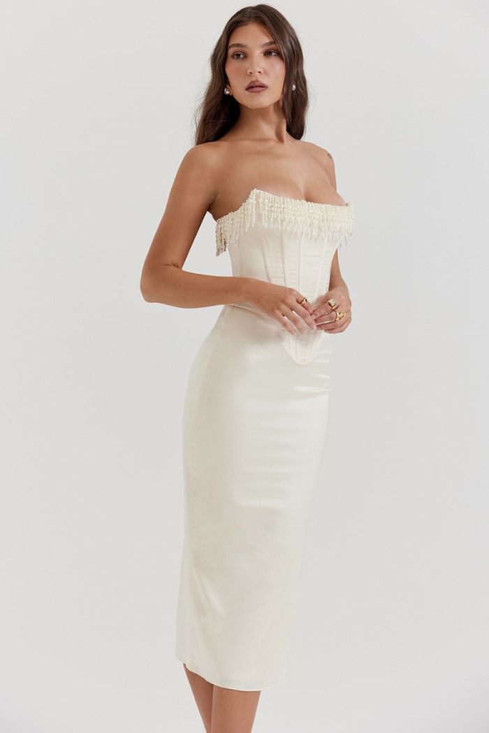 Beautifully Crafted Garment in a Classic Style