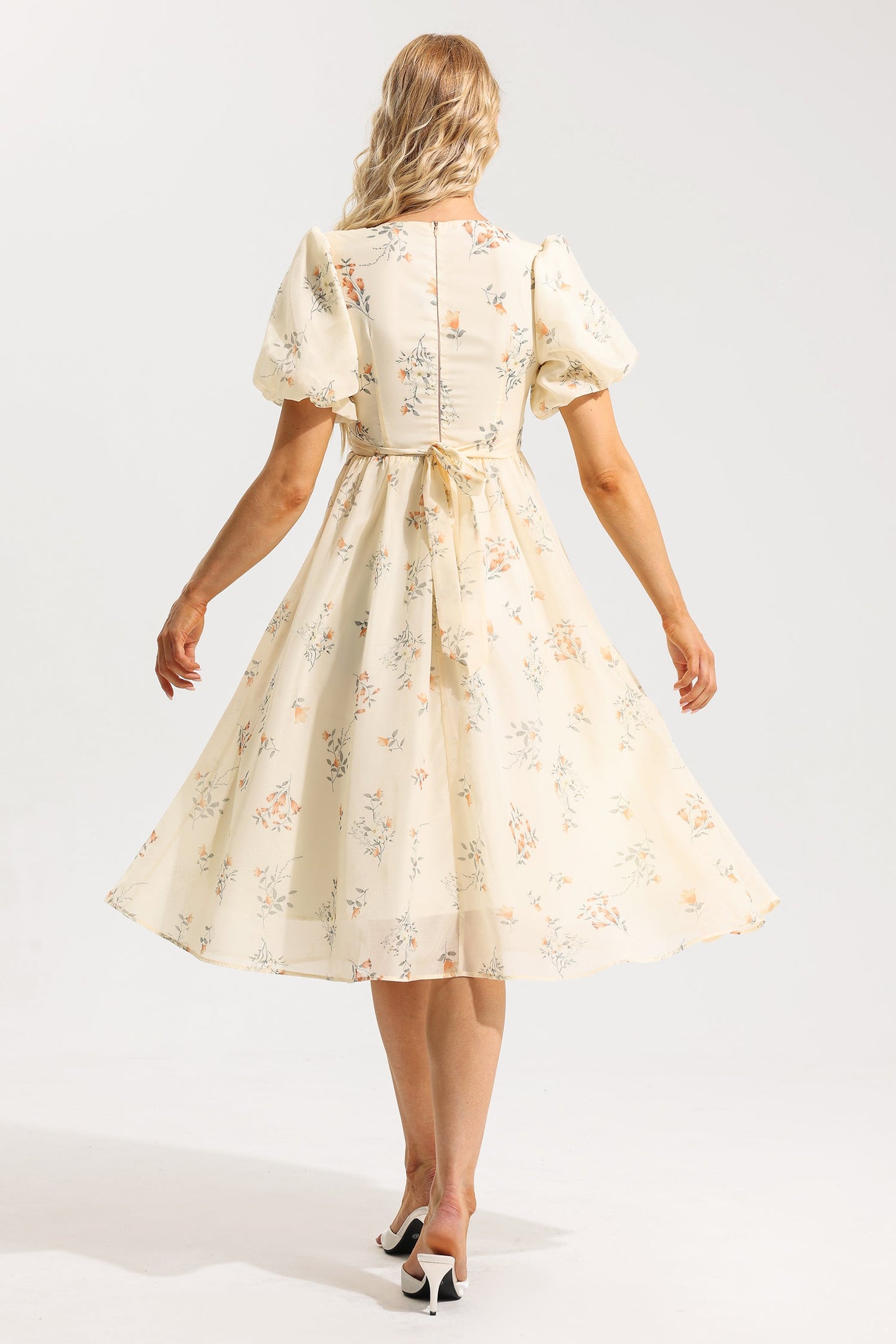 Classic Vintage & Enduringly Stylish Dress