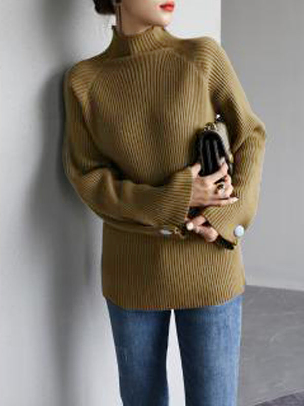 Classic Vintage Sweater with a Flattering Fit