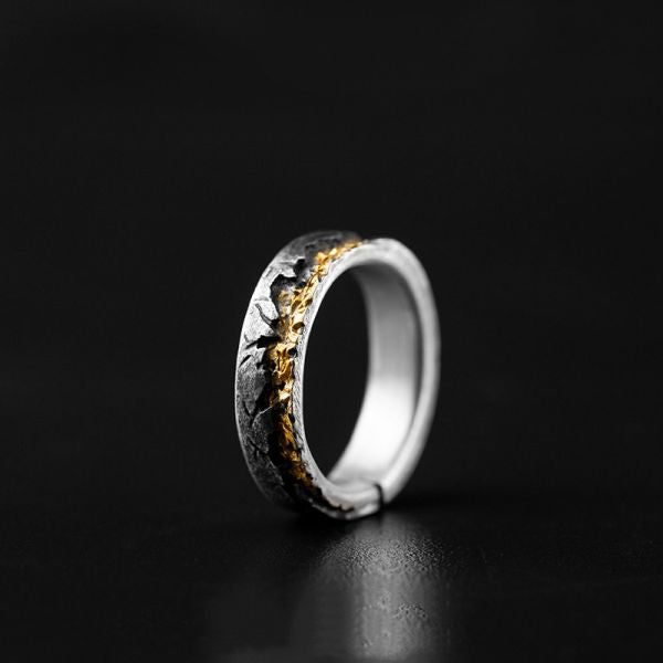 Beautifully Finished Garment in a Timeless Design