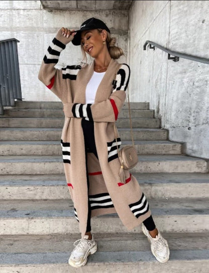 Classic Vintage Cardigan with a Flattering Fit