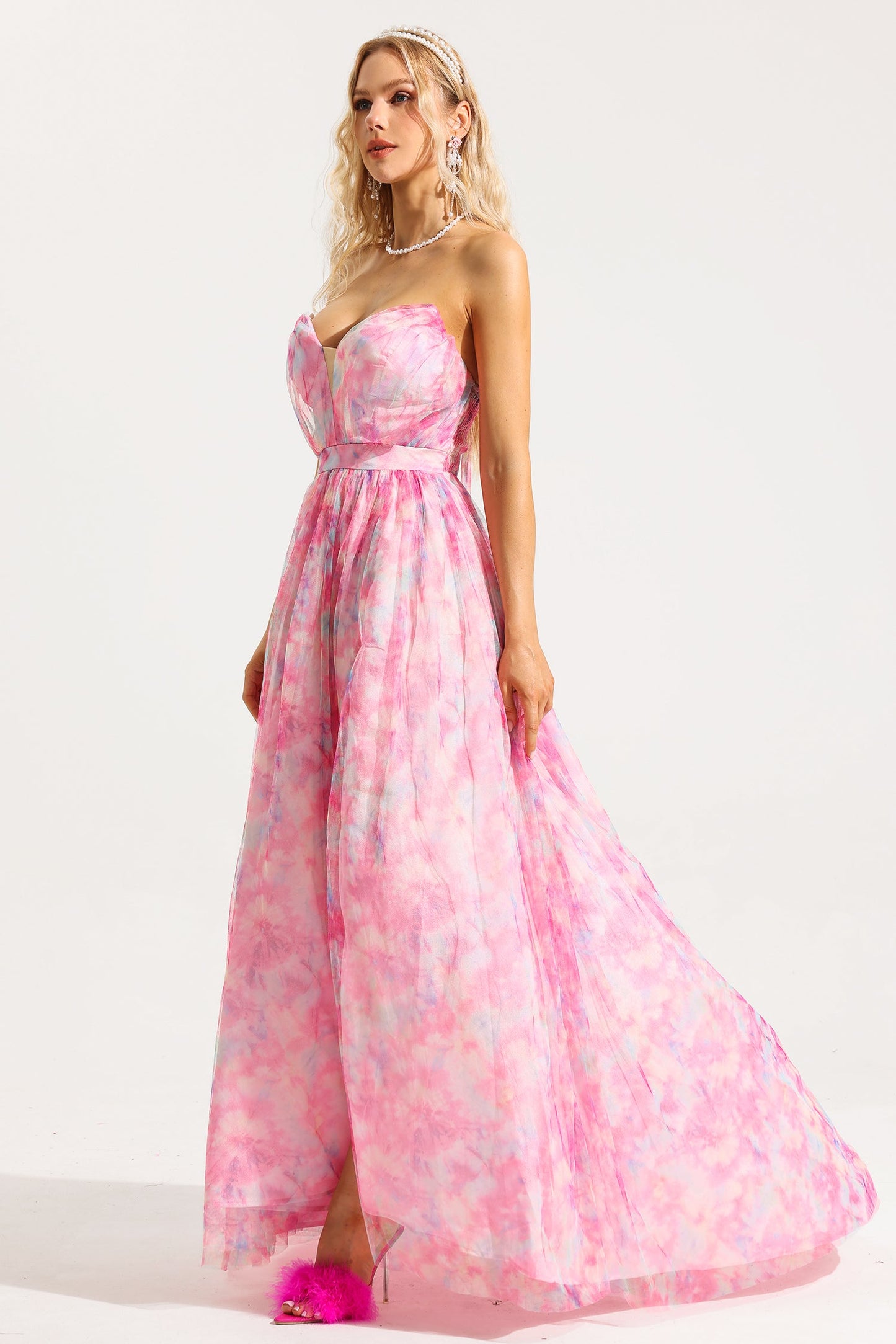 Classic Vintage & Enduringly Stylish Dress