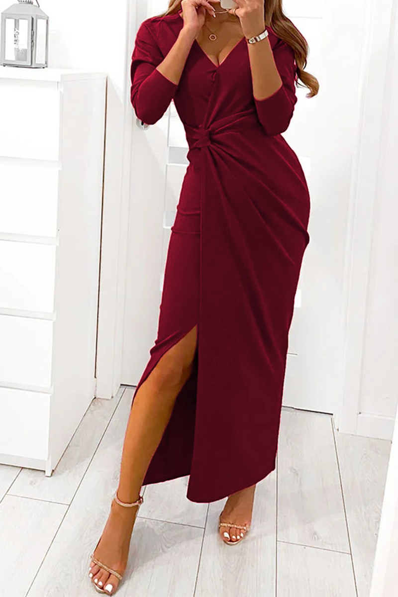 Sophisticated Dress with a Clean Classic Look