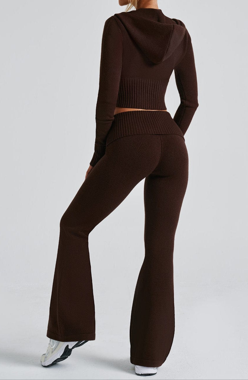Beautifully Finished Garment in a Timeless Design