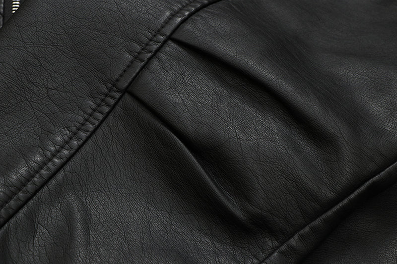 Effortlessly Elegant Jacket with a Timeless Design