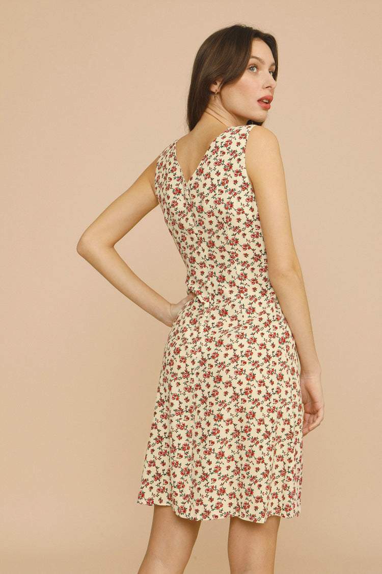 Classic Vintage & Enduringly Stylish Dress